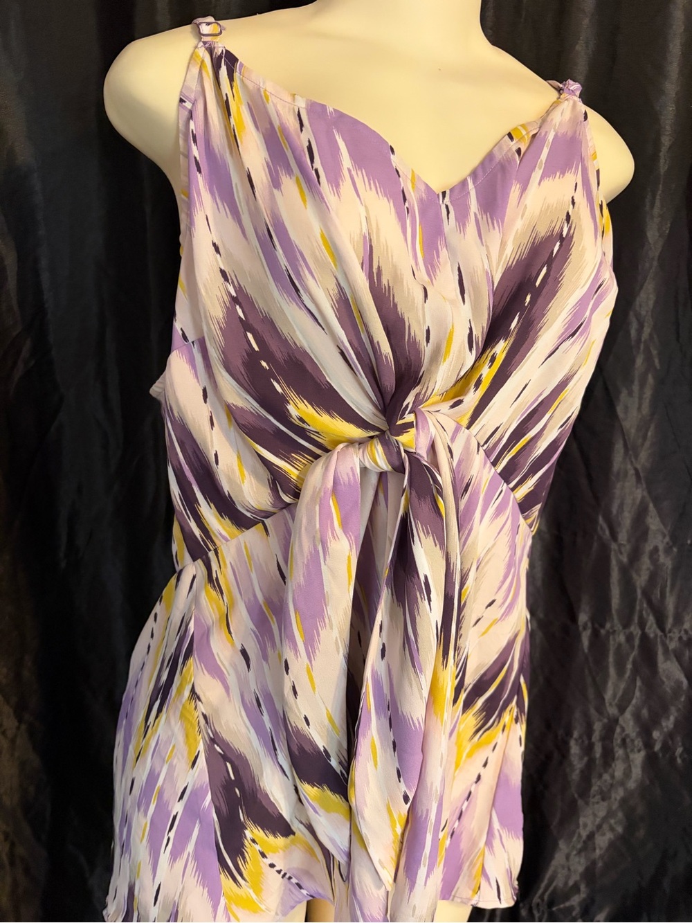 Sleeveless Tie-Front Blouse in Lavender & Yellow